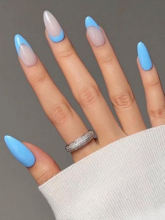 Light Blue & Baby Blue Nail Art Ideas