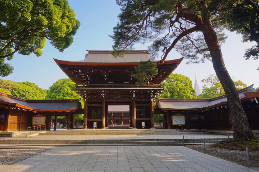 10 ที่เที่ยวโตเกียว ย่านน่าเดินในโตเกียวที่ต้องแวะไปชิค ไปชิลล์ ไปเช็คอิน - ศาลเจ้าเมจิจิงกู (Meiji Jingu)